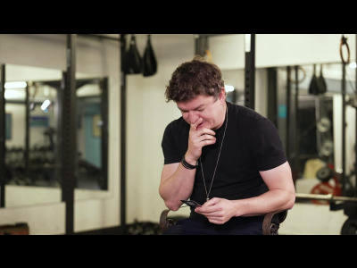 Lord Betterave : De prof à humoriste, ses anecdotes sur scène - null - carac - TV Suisse en direct et en replay