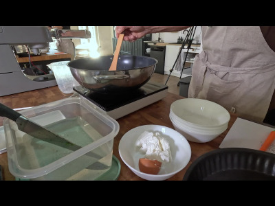 Changement de terrain : cours de cuisine - null - carac - TV Suisse en direct et en replay